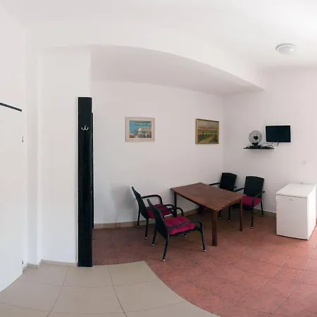 Apartment Rado - Close To The Sea *